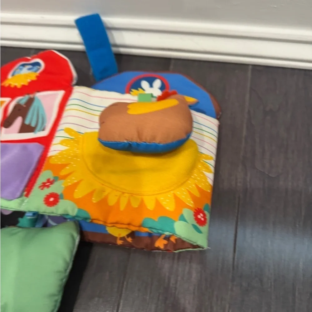 NWOT Ms. Rachel’s Learning Farm Plush Farm Sensory Toy for Babies and Toddlers